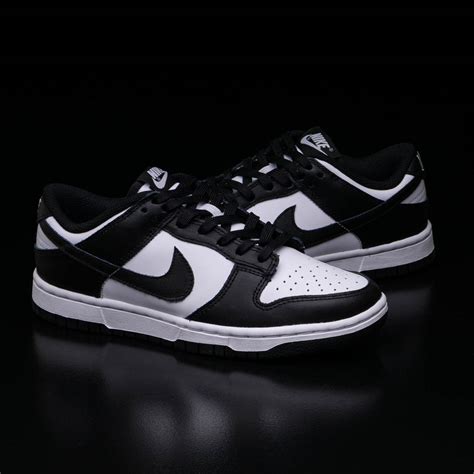 men's Nike dunk pandas